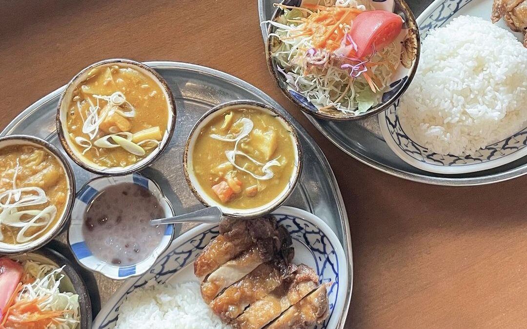 【Cafe Curcuma】沖繩咖啡廳，無敵海景一邊品嘗泰國政府認證正宗咖哩🍛